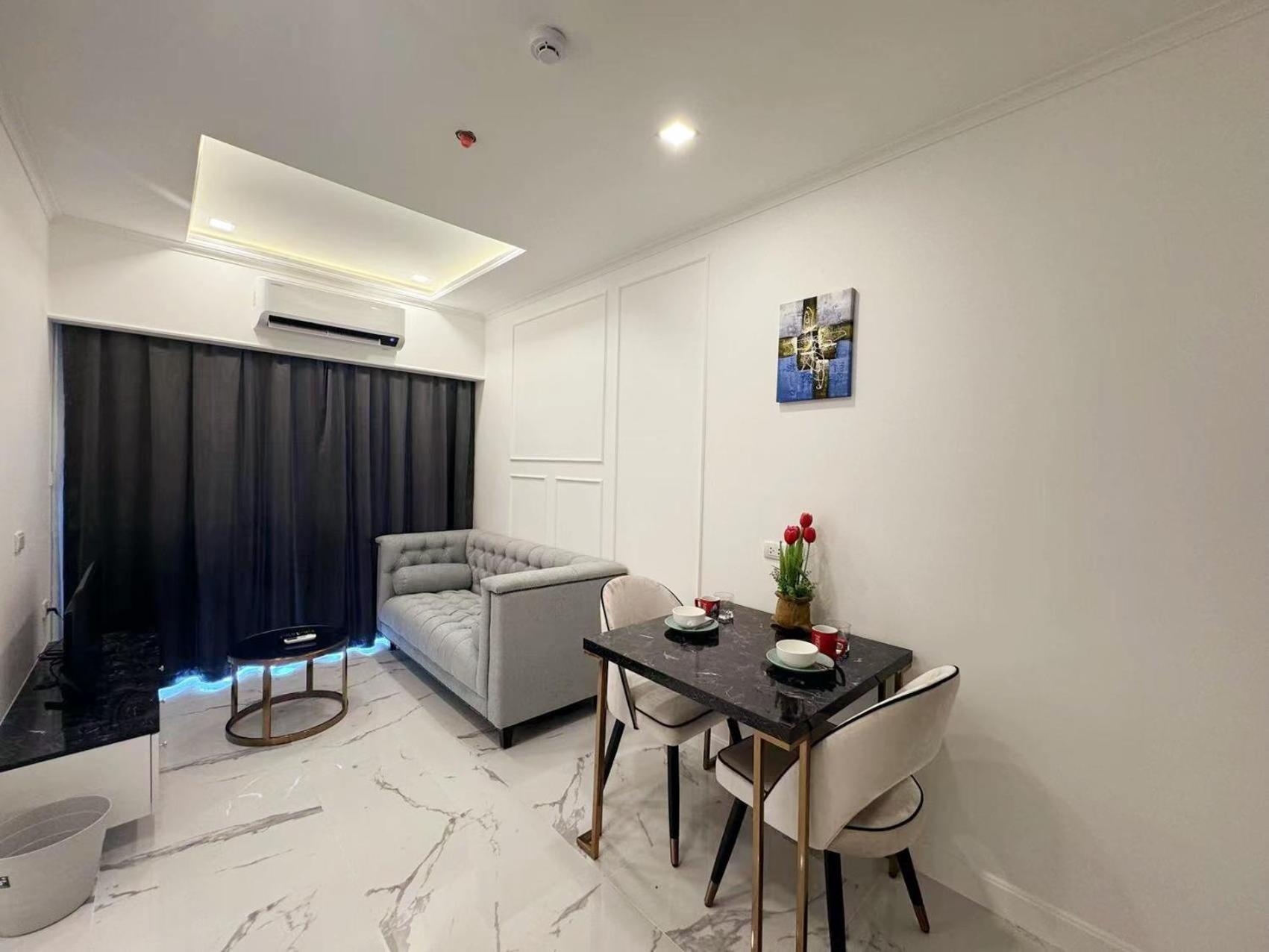 The Empire Chic Residence Jomtien & Yahaha Exterior photo